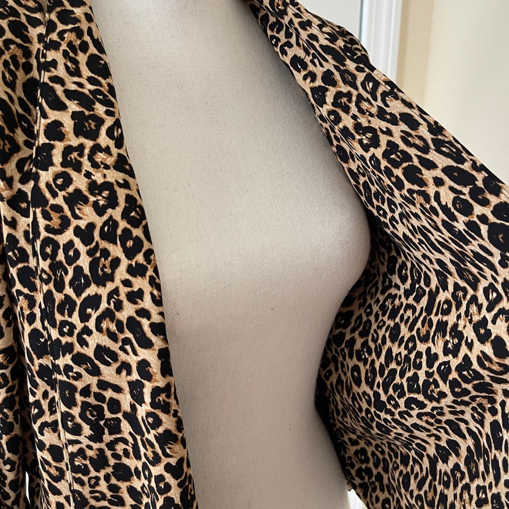Leopard Print Modern Jacket - image 3